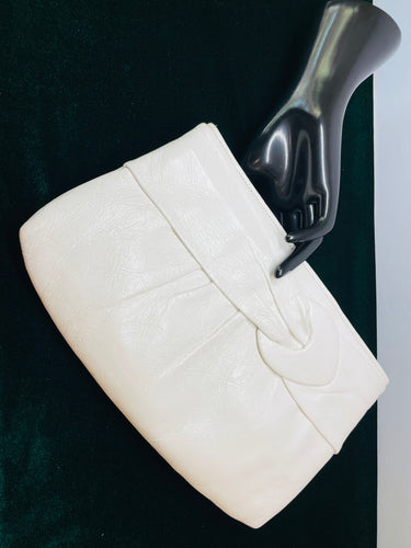 1980’s Ande' White Leather Purse